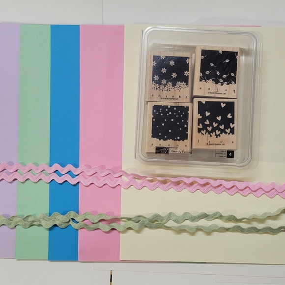 Stampin Up - Gently Falling Wooden Block Rubber Stamp set - Picture 1 of 3